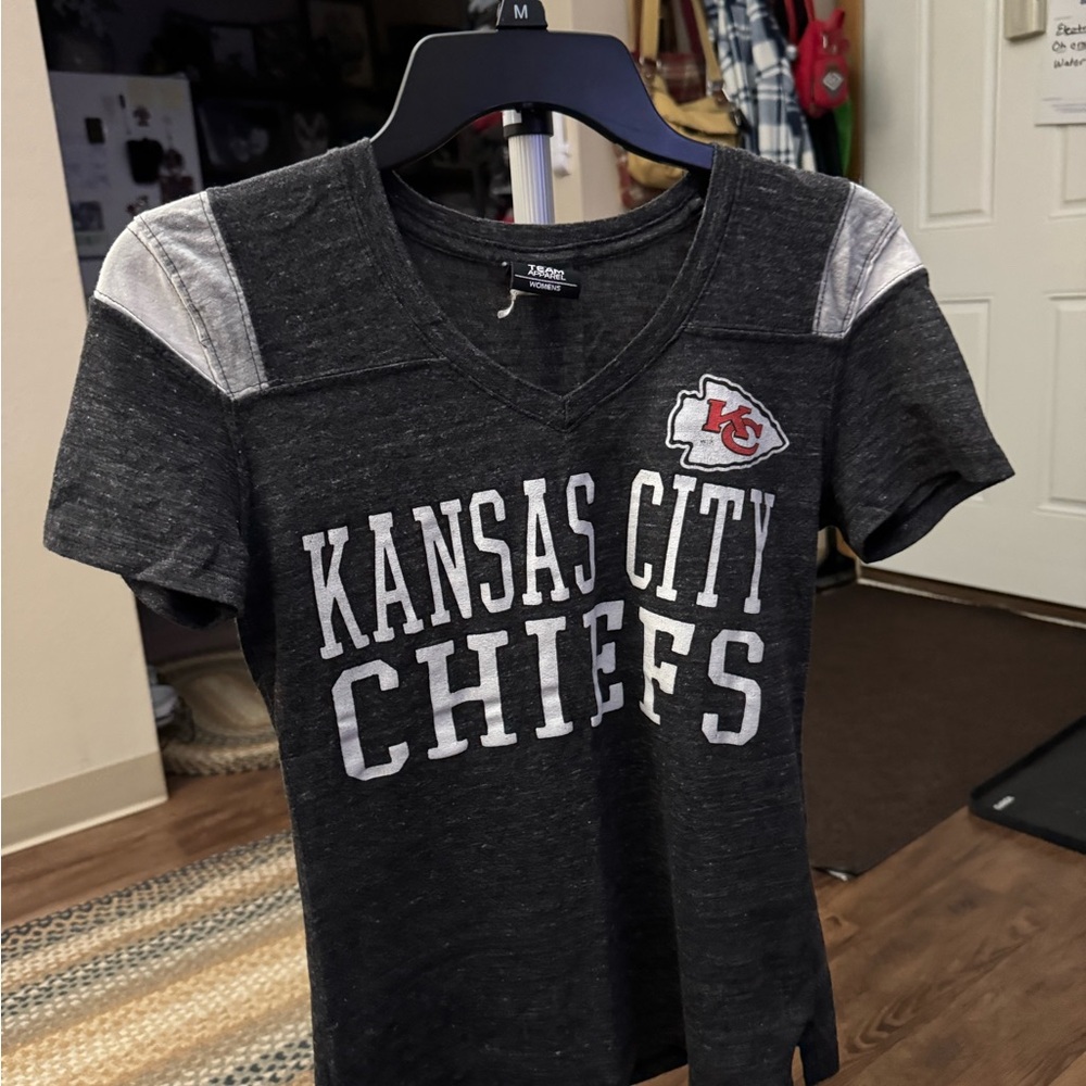 NFL Kansas City Chiefs Charcoal and Gray Women's Tee